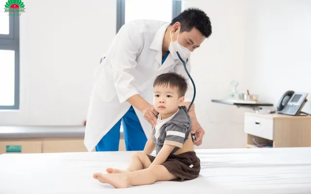 Trẻ dưới 2 tuổi chưa tiêm vắc-xin COVID-19 - có đáng lo khi COVID-19 trở lại?