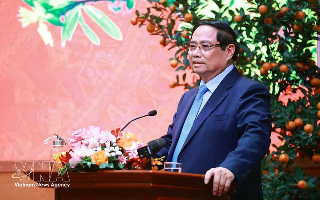 PM hosts New Year reception for outstanding artists, journalists, athletes