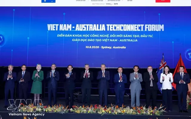 Vietnam, Australia should develop more strategic new-style partnership in science, technology, innovation: Top leader