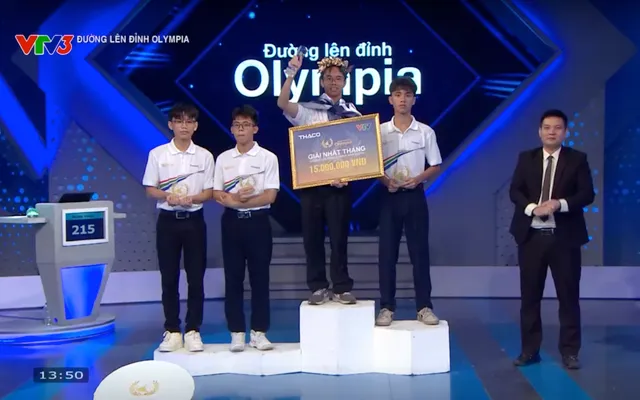 Road to Olympia Mount: Hanoi Schoolboy Surges Ahead to Claim Convincing Victory