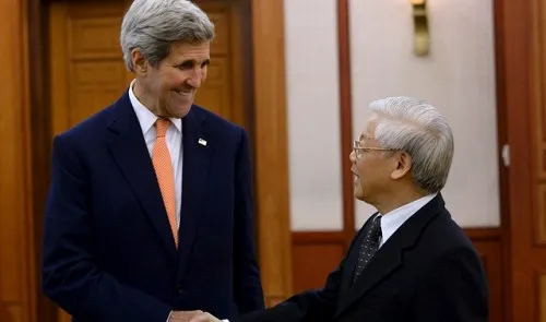 Vietnam’s Party leader hails US Secretary Kerry’s contributions to bilateral ties