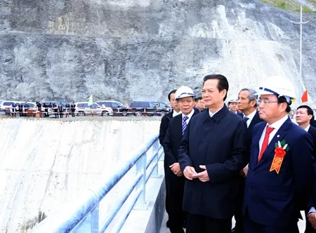 Lai Chau hydro power plant begins operation