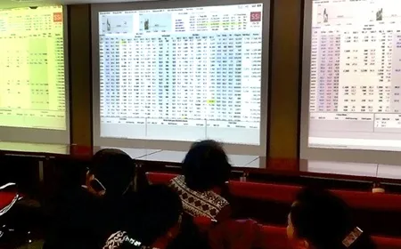 Shares drop, led by car dealers