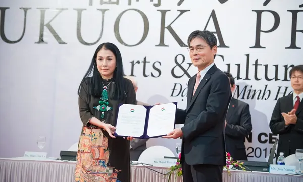 Vietnamese designer Minh Hanh honoured