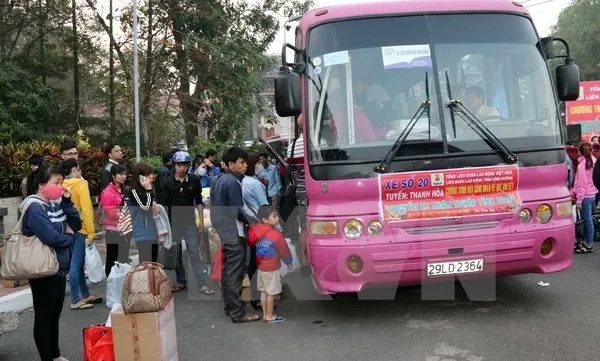 Hanoi workers to get free Tet bus rides home