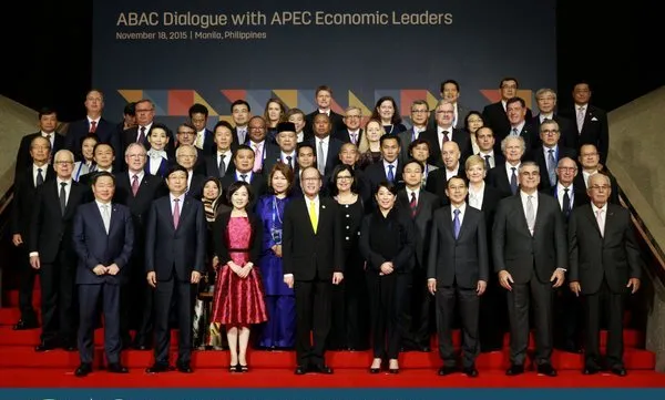 State President attends unofficial dialogue of APEC leaders