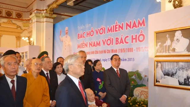 Exhibition on Ho Chi Minh held in Hue