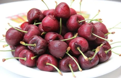Enjoy the unique taste of cherries at Canadian Cherry Festival in Vietnam