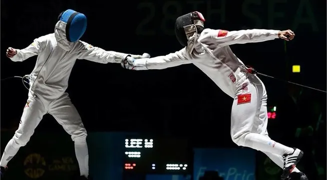 Vietnamese fencing team competes in Russia world champs