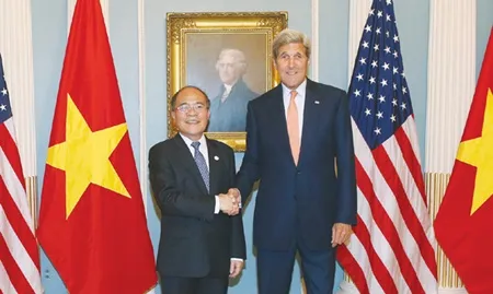 Chairman reaffirms Vietnam's desire to foster ties with US