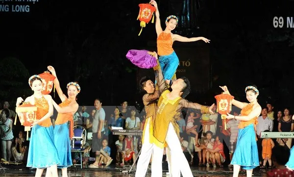 Art performance to mark 70th National Day