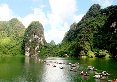 Trang An tourism complex – a boost to Ninh Binh tourism