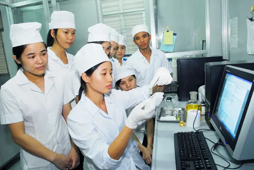 Medical experts discuss cancer prevention
