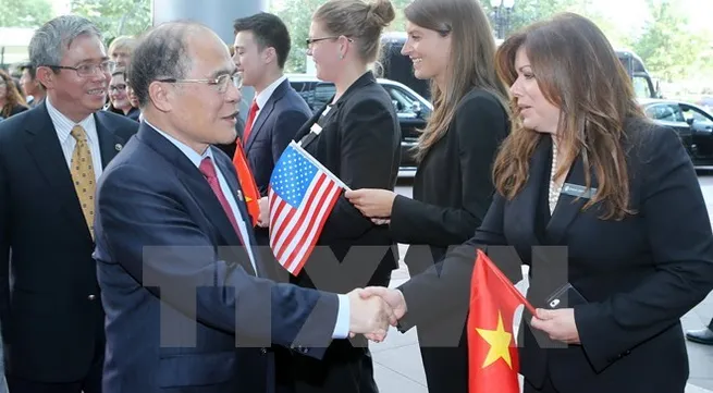 Vietnam boosts cooperation with Massachusetts State as NA Chairman visits the US