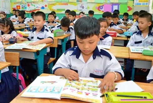 Education Ministry criticized about plan to offer many foreign languages