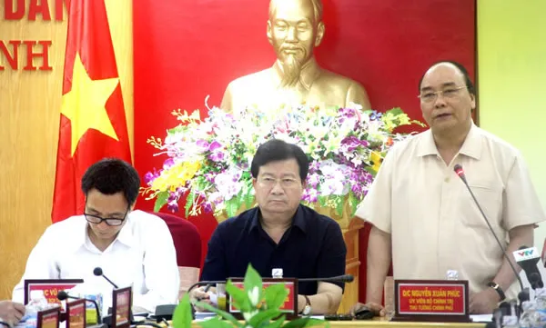 PM offers support to fishermen after mass fish deaths