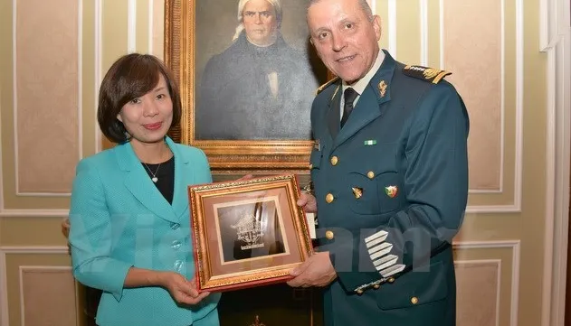 Mexico wants to expand defence ties with Vietnam