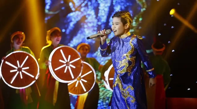Trịnh Nhật Minh wins The Voice Kid with traditional opera