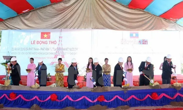 Vietnam helps Laos develop broadcasting infrastructure