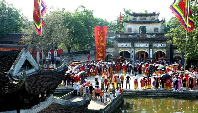 Giong Festival opens in Hanoi