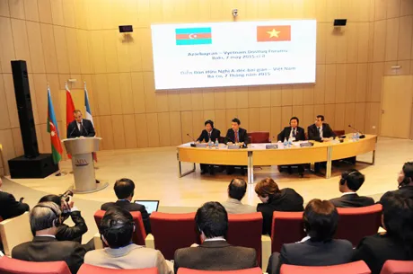 Vietnam and Azerbaijan to collaborate on education