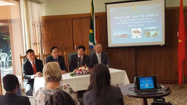 Vietnam, South Africa eye closer ties in maritime transport