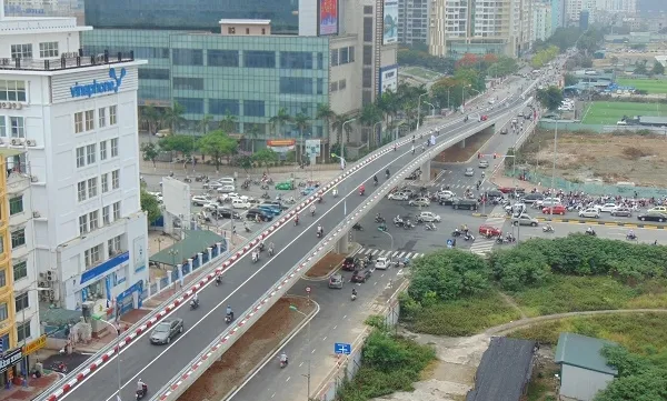 Modern flyover inaugurated in Hà Nội