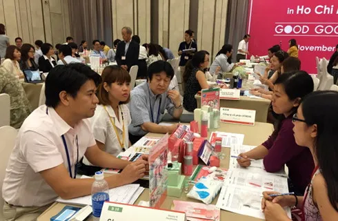 Japanese cosmetic manufacturers seek distributors