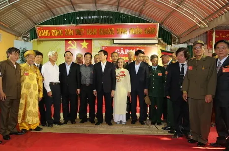 State President praises former revolutionary prisoners