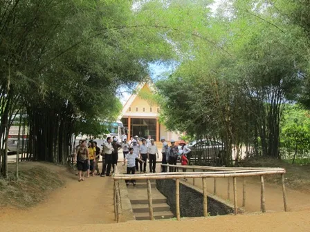 Newly discovered war tunnels help develop tourism in Quang Tri