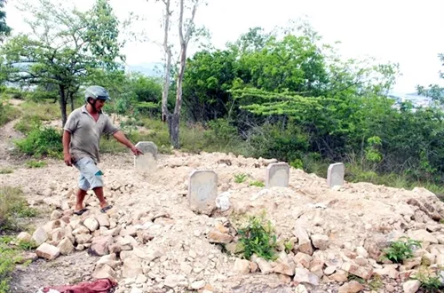 Deputy PM orders investigation into removal of graves