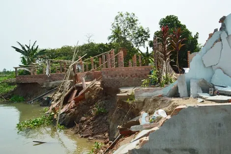 Đồng Tháp Province told to prepare for landslides