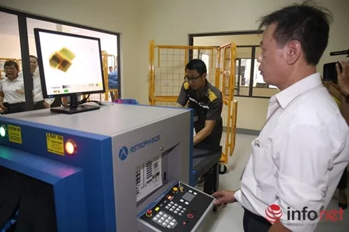 New Nội Bài airport int’l postal centre opened