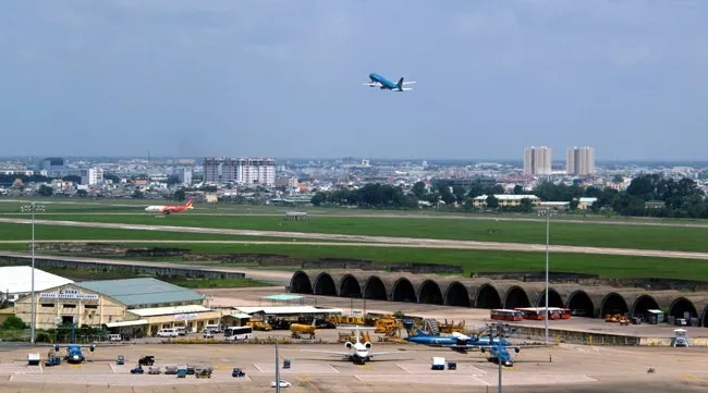 ’Increase HCMC airport capacity to 50m’