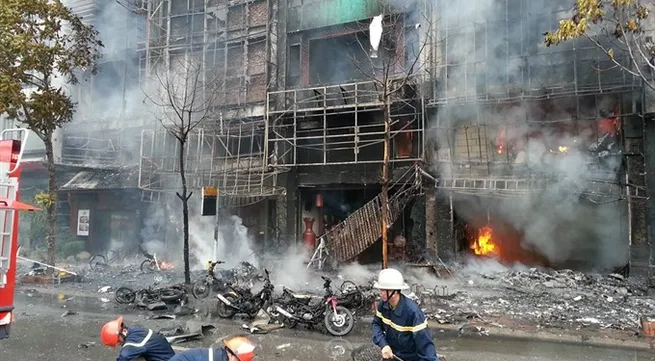 Hà Nội karaoke blaze kills 13