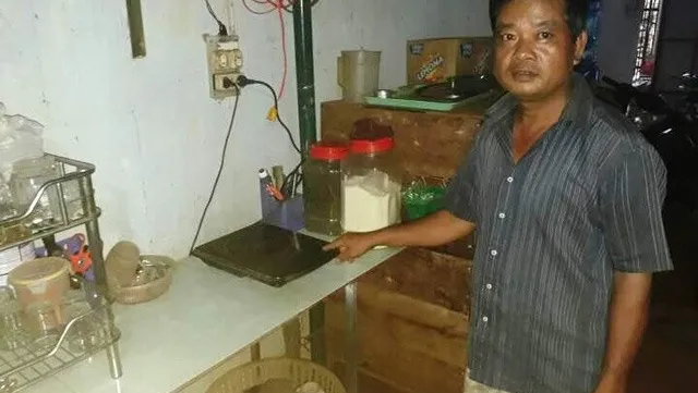 Power fluctuations damage gadgets in Krông Năng homes