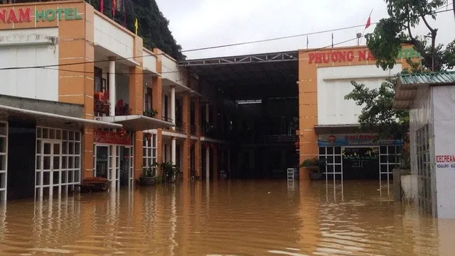 Hà Tĩnh, Quảng Bình hit by third flood