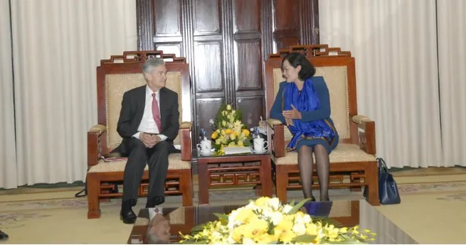 US Fed meets SBV Deputy Governor