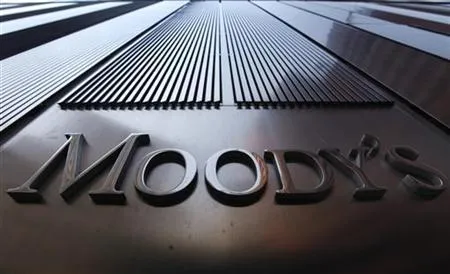 Moody's reviews Vietnam banks