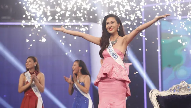 Dieu Ngoc crowned Miss Ao Dai Vietnam 2016