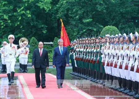 Romania, Vietnam strengthen multifaceted co-operation