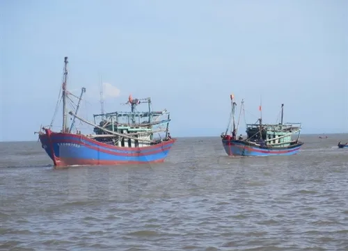 Fishermen rescued off Ca Mau