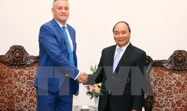 Bulgaria enhances ties