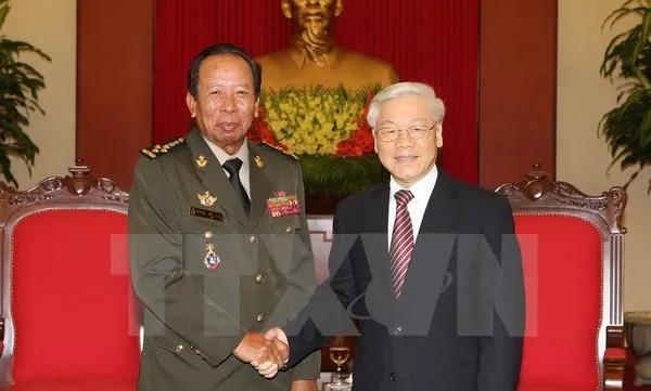 Party General Secretary advocates close defence ties with Cambodia