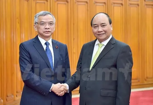 PM urges Laos to monitor impacts of hydropower plants