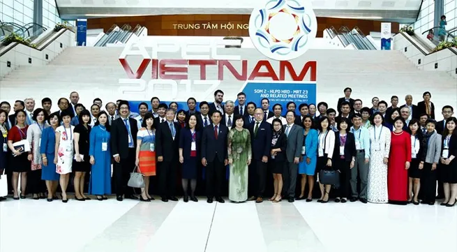 Workshop seeks ways to foster women’s success in science-technology