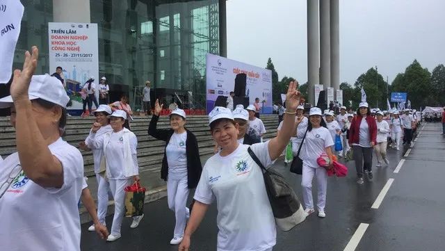 Binh Duong: The Urgent Run 2017 draws over 500 students