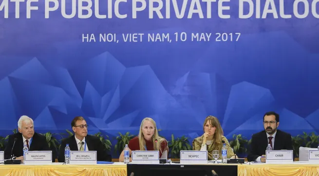 APEC discusses digitisation and employment