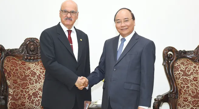 PM welcomes ofid-funded projects