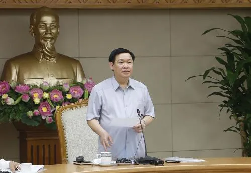 Meeting reviews disbursement delays